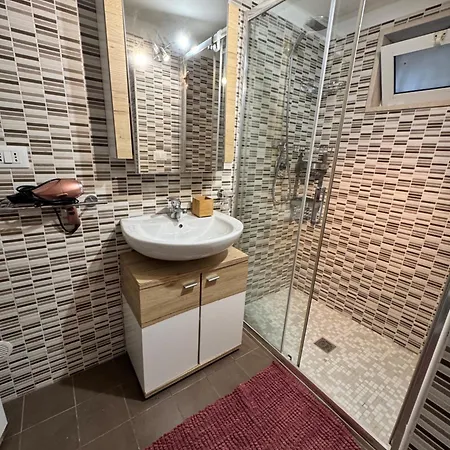 Dimora Dileonardo * كاروفينيو